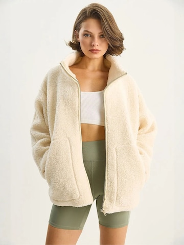 Cappotto invernale 'Puffer- und Daunenmäntel' di Bianco Lucci in beige