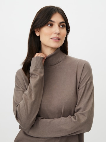 Pull-over 'Fanora' Masai en gris