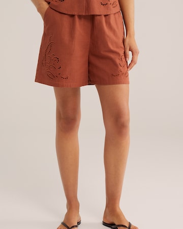 WE Fashion Loosefit Shorts in Braun: Vorderseite