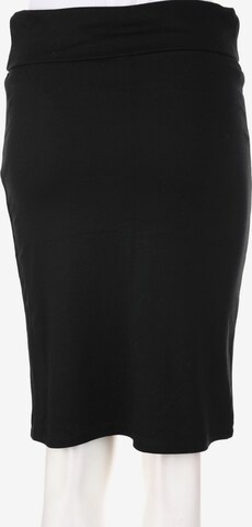 UNBEKANNT Skirt in XS in Black