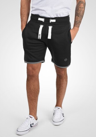 !Solid Regular Sweatshorts 'Benjamin' in Schwarz: predná strana