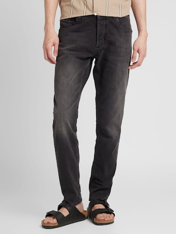 GABBA Regular Jeans i svart: forside