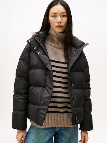 TOMMY HILFIGER Зимно яке в черно: отпред