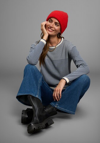 LAURA SCOTT Pullover in Blau: Vorderseite