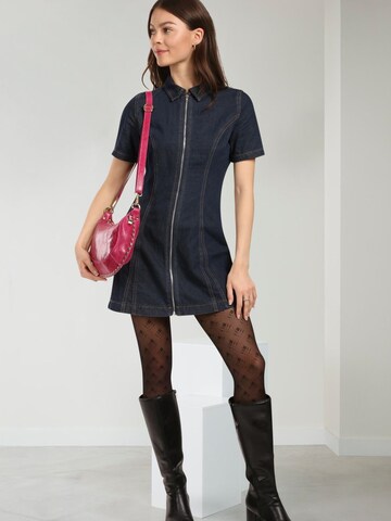 Florence Schoudertas in Roze: voorkant