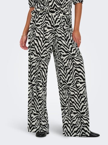 JDY Wide leg Pants 'BRAVO' in White: front