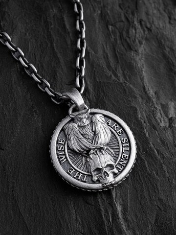 REYTEL Pendant 'THE WISE ARE SILENT' in Silver