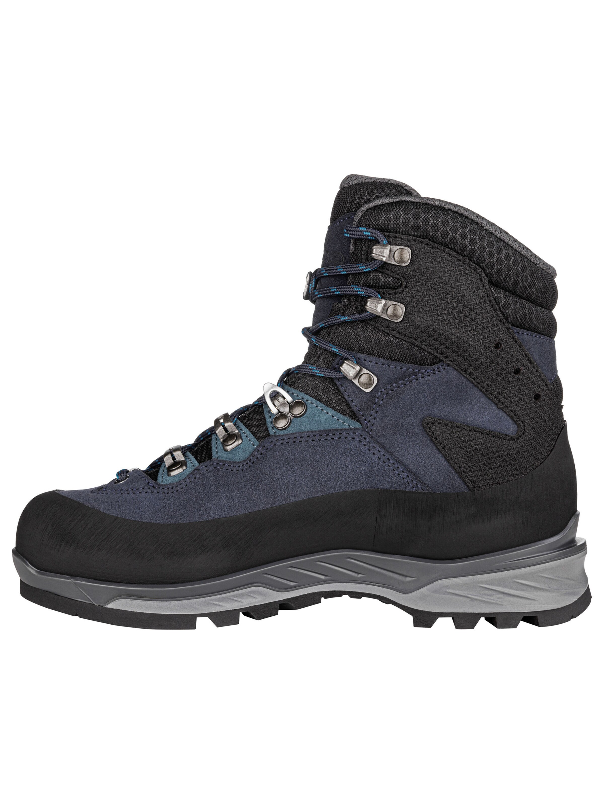 LOWA Flats 'LAVENA EVO GTX' in Black: front