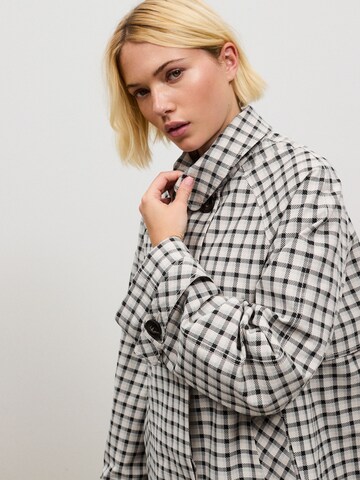 Cappotto di mezza stagione 'Dolly' di Next in bianco