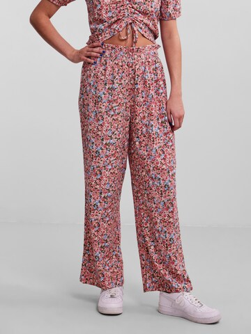 PIECES Regular Pants 'Selina' in Pink: front