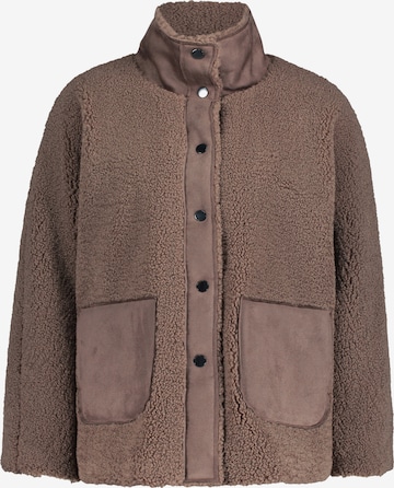 Veste mi-saison Betty Barclay en marron : devant