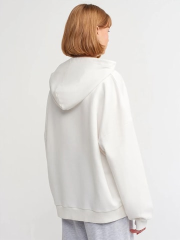 Sweat-shirt Dilvin en blanc