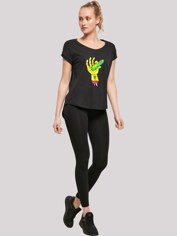 F4NT4STIC T-Shirt 'Rick And Morty Pickle Hand' in Schwarz