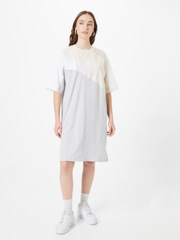 Robe ADIDAS ORIGINALS en blanc : devant