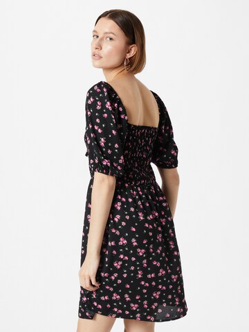 Dorothy Perkins Платье в Черный