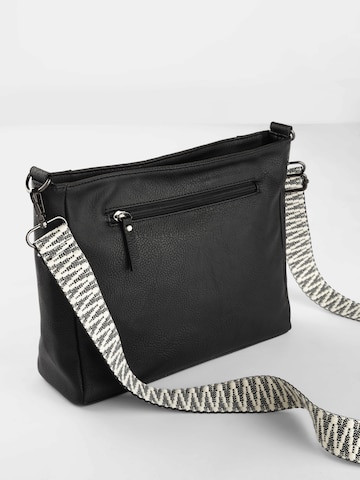 bonprix Crossbody Bag in Black