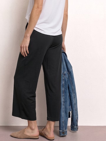 STREET ONE Loose fit Pants 'Emee' in Black