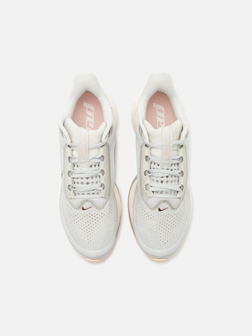 NIKE Tekaški čevelj 'Pegasus Premium' | bež barva