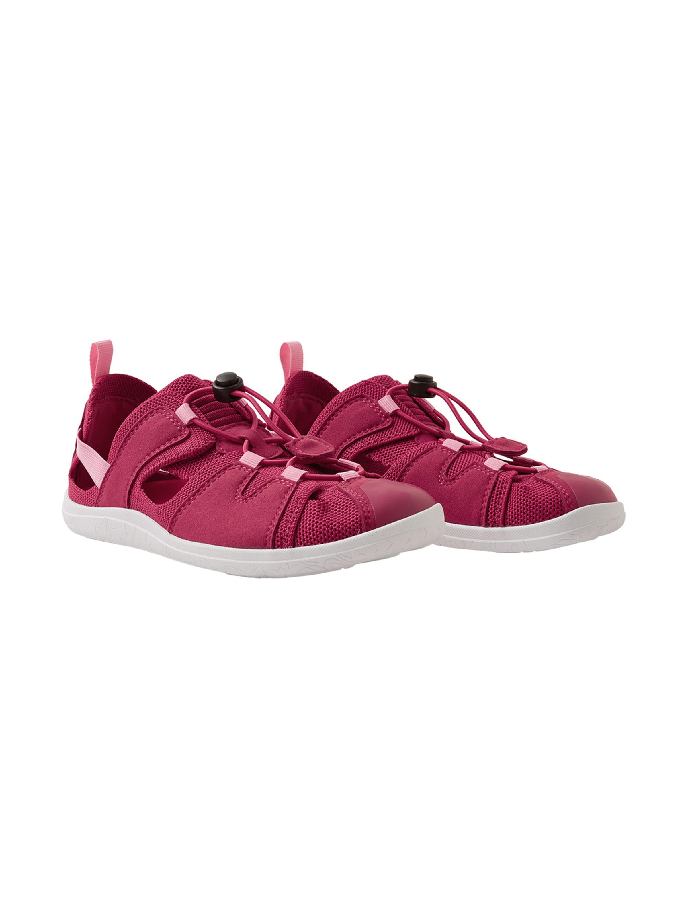 Chaussures ouvertes Reima en rose