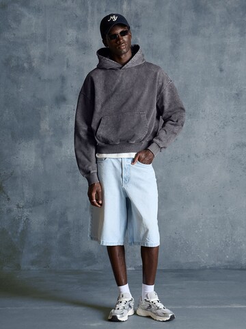 Sweat-shirt Bershka en gris