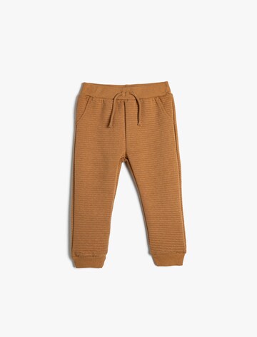 Koton Tapered Broek in Bruin: voorkant