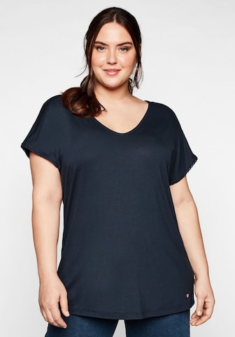 SHEEGO Shirt in Blauw: voorkant