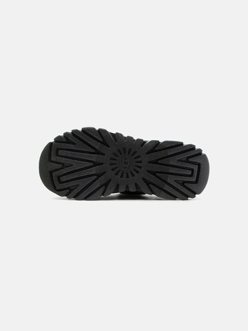 UGG Cokle 'PeakMod' | črna barva