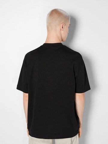 Bershka T-Shirt in Schwarz