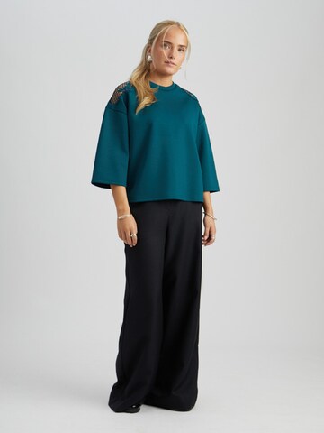 Peppercorn Sweatshirt 'Tomine' in Groen