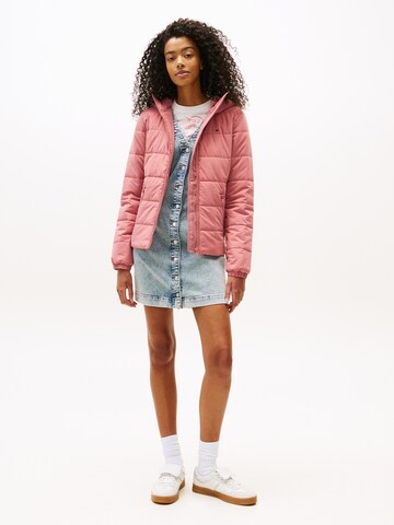 Tommy Jeans Преходно яке в розово