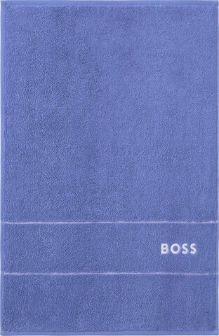 BOSS Handdoek in Blauw: voorkant