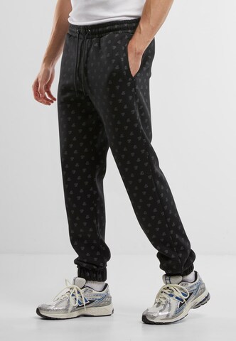 SOUTHPOLE Tapered Hose in Schwarz