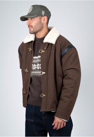 Prohibited - Chaqueta de invierno 'Varsity' en marrón