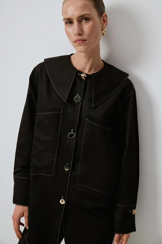 Touche Prive Between-season jacket in Black