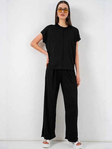 Bigdart Blouse in Black: front