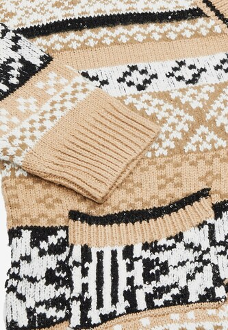 Jalene Knit Cardigan in Beige