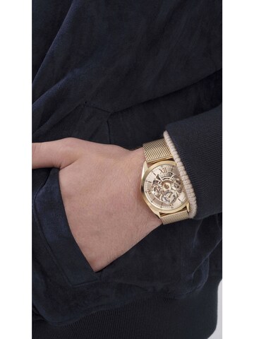 GUESS Analog Watch 'Tailor' in Gold