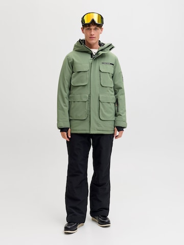 JACK & JONES - Chaqueta de montaña 'JJSKI AW25' en verde