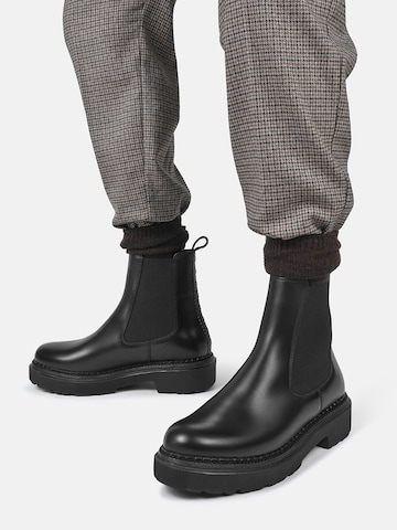 Crickit Chelsea Boot ' URBINO ' in Schwarz: Vorderseite