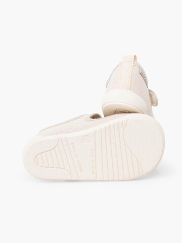 Pisamonas First-step shoe in Beige