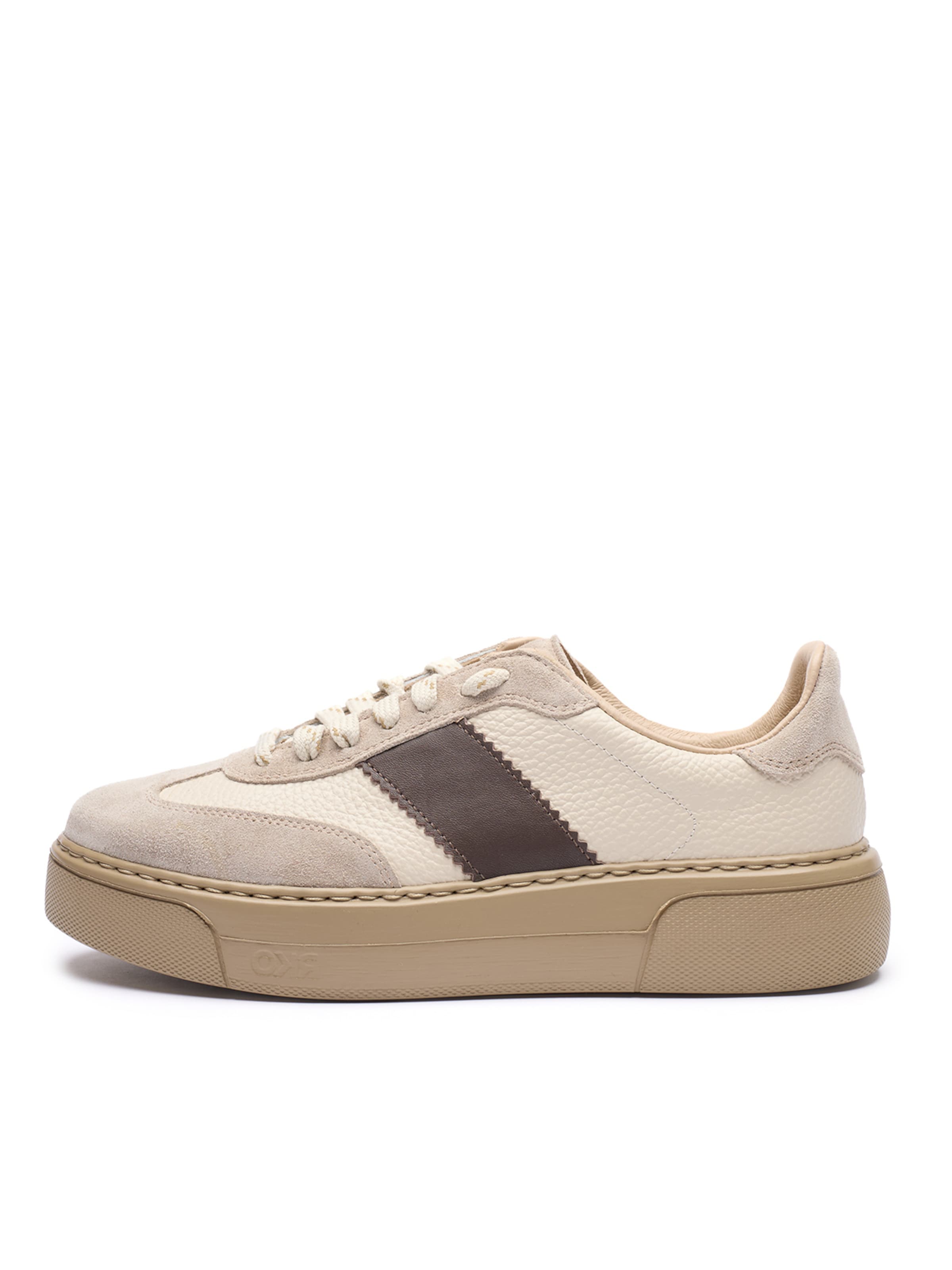 Sneaker low de la RYLKO pe bej: față