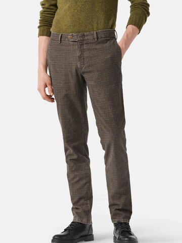 Coupe slim Pantalon chino 'Pepita Check' MMXGERMANY en marron : devant