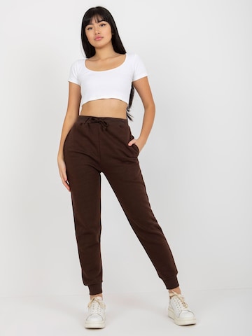Madnezz House Slimfit Hose '2003.02' in Braun: Vorderseite