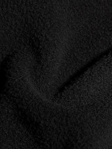 MAMMUT Between-Season Jacket in Black