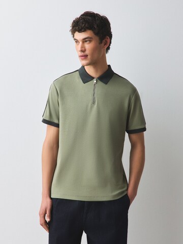 Next Shirt in Green: front