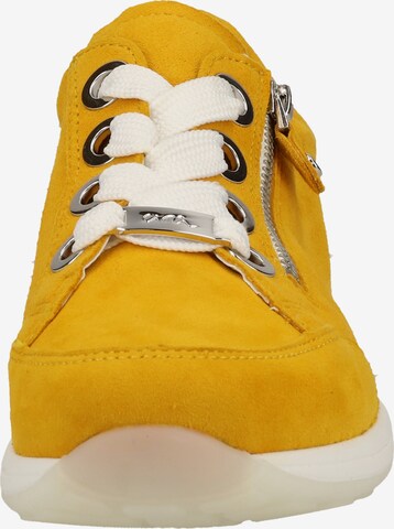 Sneaker bassa 'Osaka' di ARA in giallo