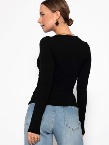 SASSYCLASSY T-shirt i svart