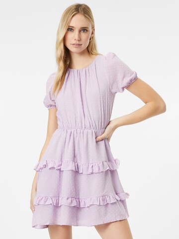 Robe de cocktail Trendyol en violet : devant