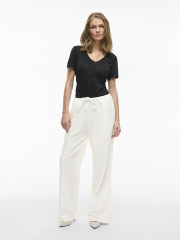 VILA Loose fit Trousers in White