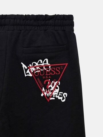 GUESS Tapered Hose in Schwarz